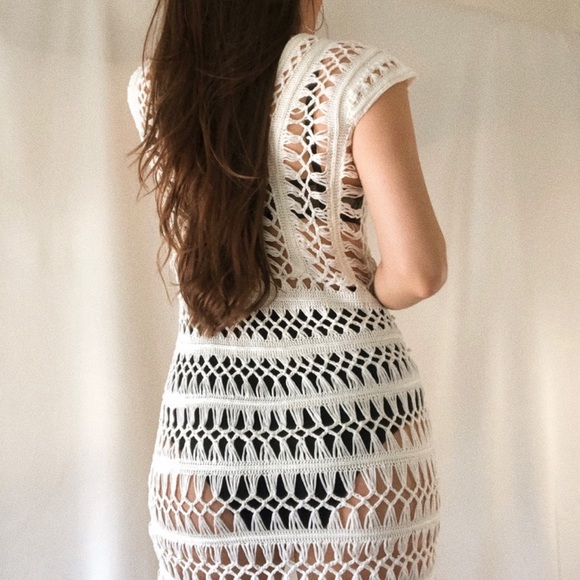 THE CROCHET COVER-UP — In Off white - Picture 7 of 9